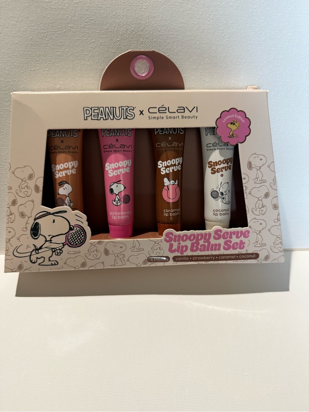 Peanuts Snoopy Serve Lip Balm Set - Pink/White/Brown/Tan